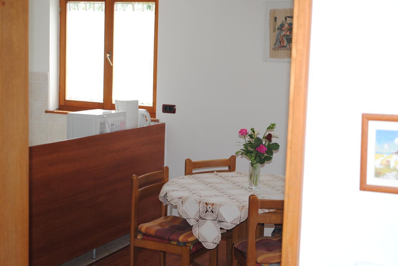 Holiday Home Ana Pola Esterno foto