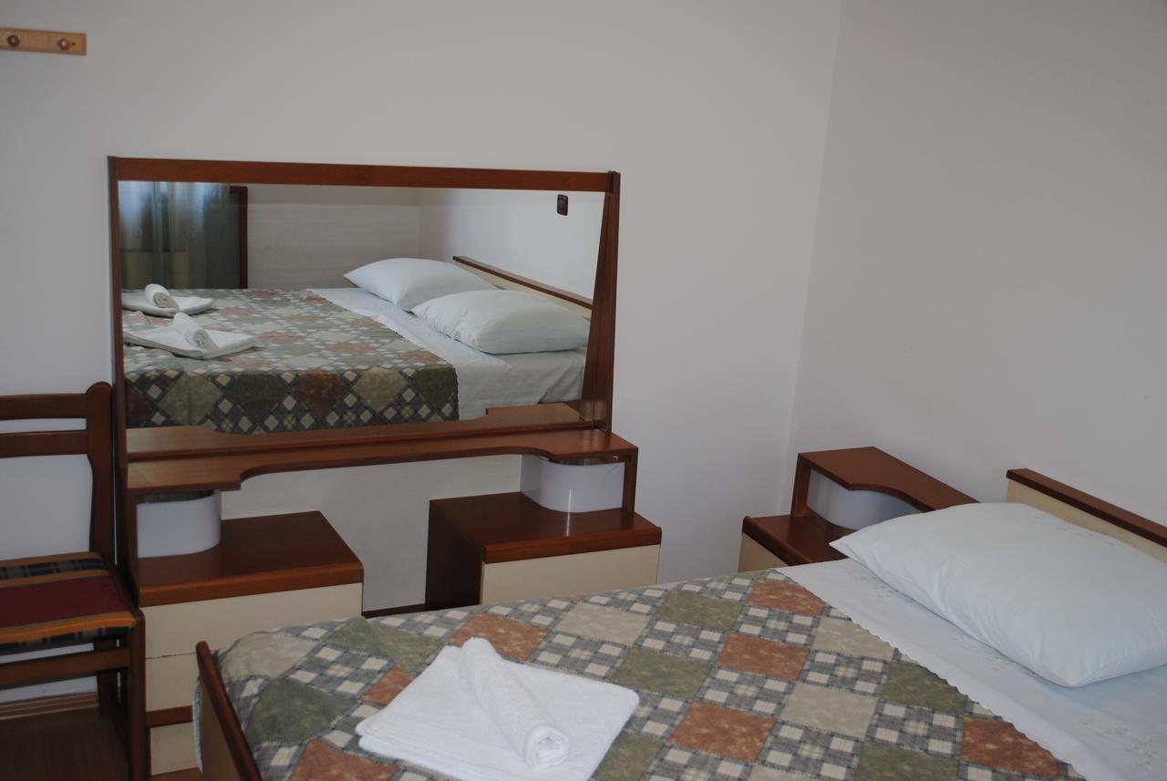 Holiday Home Ana Pola Esterno foto