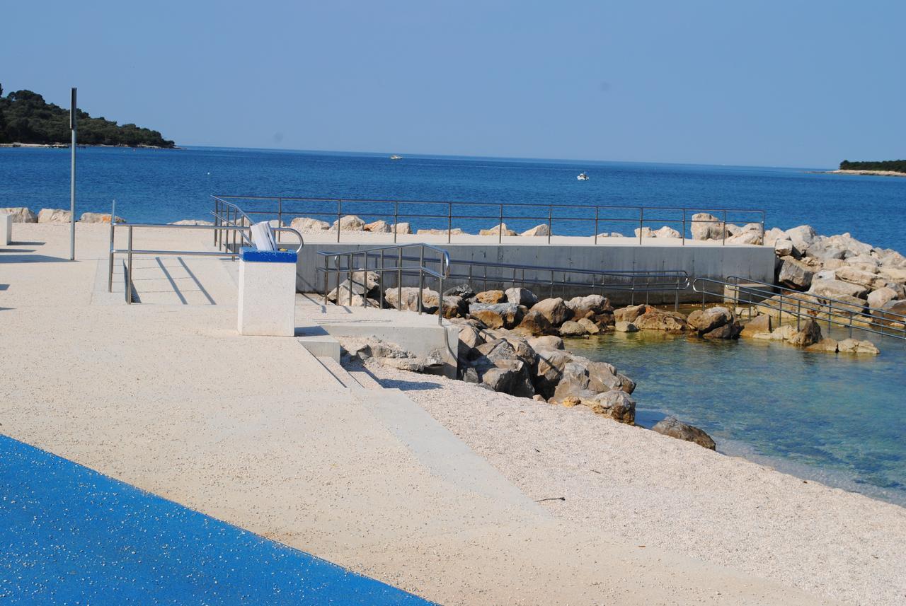 Holiday Home Ana Pola Esterno foto